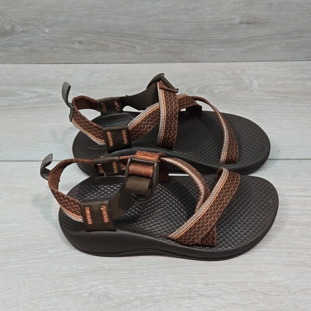 Chaco Kids Girls Athletic Outdoor Hiking Sandals shoes sz 1